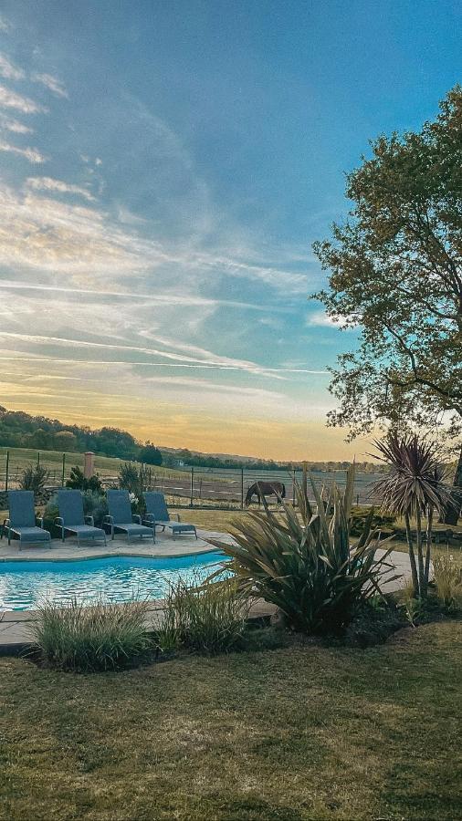 Saint-Vincent  Domaine Des Pierres Trouvees B&B 외부 사진